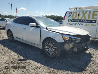 2014 Kia Cadenza Premium with VIN KNALN4D74E5127922, listed as a Copart auction lot 72427464 with 236,165 mi miles and Salvage Title. Bid and sale history available at carsss.com. Image 4.