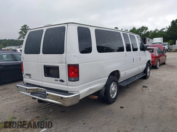 2010 Ford Econoline Passenger XL z VIN 1FBSS3BL6ADA87803, wystawiony jako IAAI lot #40281775 z przebiegiem 101 948 mil mil oraz . Historia ofert i sprzedaży dostępna na DreamBid. Obrazek 4.