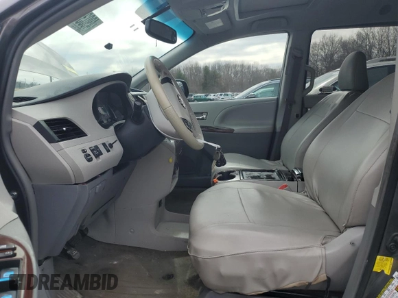 2013 Toyota Sienna XLE with VIN 5TDDK3DC4DS049917, listed as a Copart auction lot 49036775 with 283,608 mi miles and Clean Title. Bid and sale history available at DreamBid. Image 7.