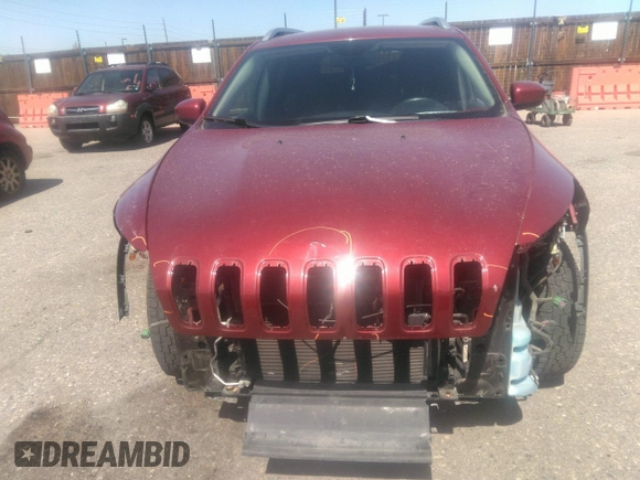 2016 Jeep Cherokee Latitude with VIN 1C4PJMCB9GW142189, listed as a IAAI auction lot 42010107 with 117,835 mi miles and . Bid and sale history available at DreamBid. Image 6.