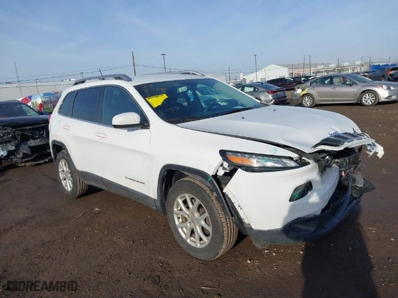 2015 Jeep Cherokee Latitude with VIN 1C4PJMCB5FW553023, listed as a IAAI auction lot 41757578 with 106,840 mi miles. Bid and sale history available at carsss.com. Image 1.