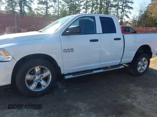 2018 Ram 1500 Express with VIN 1C6RR7FG5JS296222, listed as a IAAI auction lot 40983448 with 61,262 mi miles. Bid and sale history available at carsss.com. Image 15.