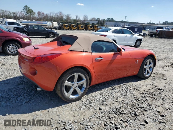 2008 Pontiac Solstice z VIN 1G2MC35BX8Y116246, wystawiony jako Copart lot #46834035 z przebiegiem 70 608 mil mil oraz Szkody całkowita. Historia ofert i sprzedaży dostępna na DreamBid. Obrazek 3.