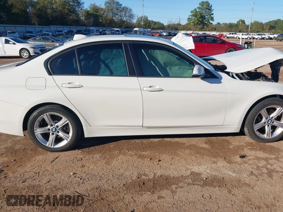2015 BMW 3 Series 328i с VIN WBA3A5C5XFF608299, выставлен на аукционе IAAI как лот 40904806 с пробегом 126 043 миль миль и . История ставок и продаж доступна на DreamBid. Изображение 13.