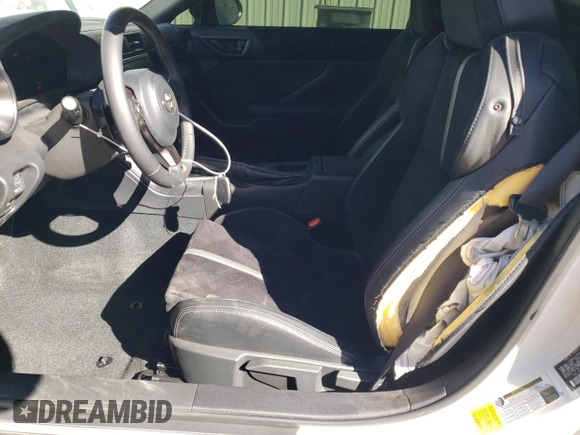 2024 Toyota 86 Premium with VIN JF1ZNBE19R8755626, listed as a Copart auction lot 45755815 with 3,792 mi miles and Clean Title. Bid and sale history available at DreamBid. Image 7.
