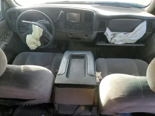 2006 Chevrolet Tahoe LS with VIN 1GNEC13V56R157805, listed as a Copart auction lot 42767595 with 356,062 mi miles and Salvage Title. Bid and sale history available at carsss.com. Image 8.