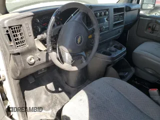 2013 Chevrolet Express Cargo z VIN 1GCZGTCA9D1165263, wystawiony jako Copart lot #51661055 z przebiegiem 172 369 mil mil oraz Szkoda całkowita • Salvage title. Historia ofert i sprzedaży dostępna na DreamBid. Obrazek 8.
