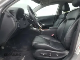 2008 Lexus IS 250 z VIN JTHCK262785023509, wystawiony jako Copart lot #60967295 z przebiegiem 83 283 mil mil oraz Szkoda całkowita • Salvage title. Historia ofert i sprzedaży dostępna na DreamBid. Obrazek 7.