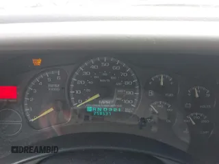 2000 Chevrolet Suburban LT with VIN 3GNFK16T7YG222237, listed as a IAAI auction lot 41613604 with 258,537 mi miles. Bid and sale history available at carsss.com. Image 7.