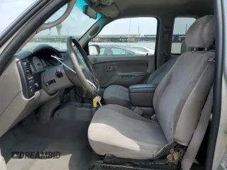 2002 Toyota Tacoma PreRunner with VIN 5TESM92N82Z140102, listed as a Copart auction lot 57904865 with 352,308 mi miles and Salvage title. Bid and sale history available at DreamBid. Image 7.
