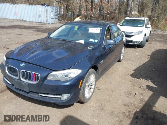 2011 BMW 5 Series 535i xDrive with VIN WBAFU7C52BC876825, listed as a IAAI auction lot 41891054 with 170,747 mi miles. Bid and sale history available at carsss.com. Image 2.