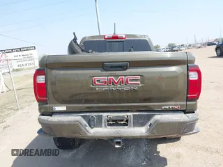 2023 GMC Canyon 4WD AT4 with VIN 1GTP6DEK5P1231432, listed as a IAAI auction lot 41785102 with 33,154 mi miles and . Bid and sale history available at carsss.com. Image 17.