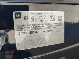 2014 Chevrolet Corvette Z51 3LT with VIN 1G1YM2D76E5105249, listed as a IAAI auction lot 42374805 with 60,472 mi miles and . Bid and sale history available at DreamBid. Image 9.