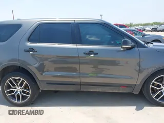 2016 Ford Explorer Sport z VIN 1FM5K8GT1GGD26630, wystawiony jako IAAI lot #42251430 z przebiegiem 139 726 mil mil oraz . Historia ofert i sprzedaży dostępna na DreamBid. Obrazek 14.