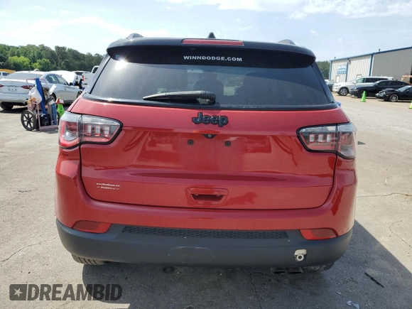 2020 Jeep Compass Latitude with VIN 3C4NJCBB0LT129253, listed as a Copart auction lot 57037305 with 136,006 mi miles and Salvage title. Bid and sale history available at DreamBid. Image 6.