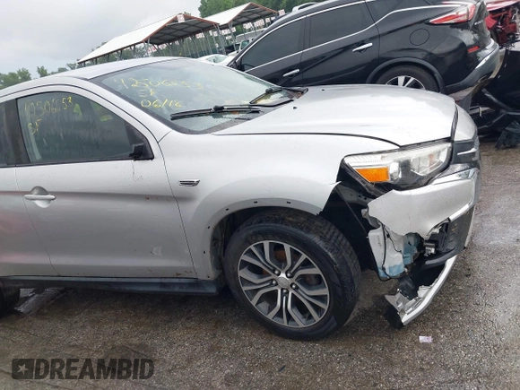 2018 Mitsubishi Outlander ES z VIN JA4AP3AU3JU004874, wystawiony jako IAAI lot #42506653 z przebiegiem 67 052 mil mil oraz . Historia ofert i sprzedaży dostępna na DreamBid. Obrazek 18.