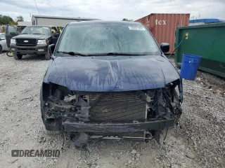 2014 Chrysler Town & Country Touring with VIN 2C4RC1BG2ER197894, listed as a Copart auction lot 69937954 with 142,948 mi miles and Salvage Title. Bid and sale history available at DreamBid. Image 5.