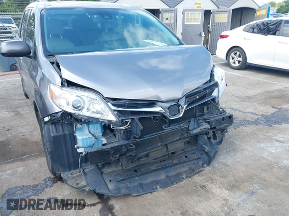 2018 Toyota Sienna XLE Auto Access Seat с VIN 5TDYZ3DC6JS939876, выставлен на аукционе IAAI как лот 42347926 с пробегом 81 086 миль миль и . История ставок и продаж доступна на DreamBid. Изображение 6.