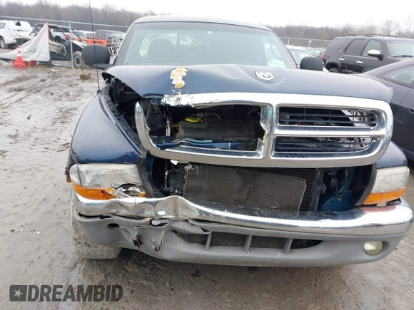 2000 Dodge Dakota with VIN 1B7GL22X8YS553040, listed as a IAAI auction lot 41186125 with 88,127 mi miles. Bid and sale history available at carsss.com. Image 6.
