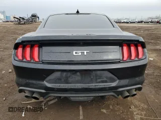 2021 Ford Mustang GT z VIN 1FA6P8CF8M5150487, wystawiony jako Copart lot #49863875 z przebiegiem 24 943 mil mil oraz Szkody całkowita. Historia ofert i sprzedaży dostępna na DreamBid. Obrazek 6.