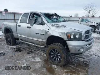 2006 Dodge Ram 2500 SLT with VIN 1D7KS28C36J165076, listed as a IAAI auction lot 41626240 with 175,090 mi miles. Bid and sale history available at carsss.com. Image 1.