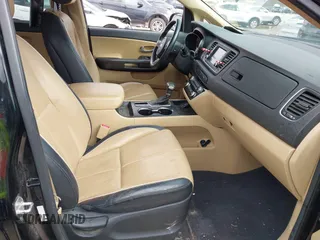 2019 Kia Sedona EX with VIN KNDMB5C13K6534221, listed as a IAAI auction lot 41880056 with 140,726 mi miles. Bid and sale history available at carsss.com. Image 5.