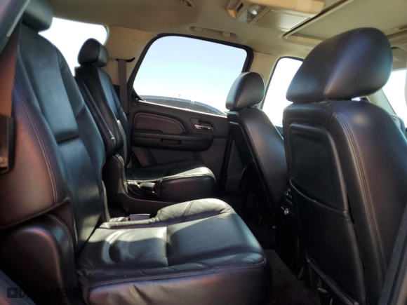 2010 Cadillac Escalade Premium with VIN 1GYUKCEF8AR178739, listed as a Copart auction lot 81595354 with 171,907 mi miles and Clean Title. Bid and sale history available at carsss.com. Image 11.
