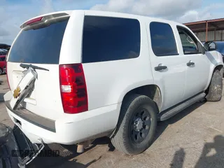 2013 Chevrolet Tahoe Commercial with VIN 1GNLC2E06DR273218, listed as a IAAI auction lot 42459013 with 181,495 mi miles and . Bid and sale history available at DreamBid. Image 4.