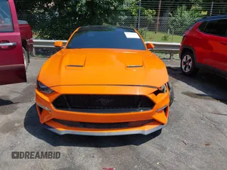 2020 Ford Mustang GT z VIN 1FA6P8CF5L5174647, wystawiony jako IAAI lot #42476619 z przebiegiem 42 728 mil mil oraz . Historia ofert i sprzedaży dostępna na DreamBid. Obrazek 12.