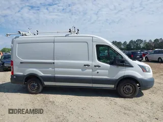 2015 Ford Transit Cargo z VIN 1FTNE2CM6FKA08103, wystawiony jako IAAI lot #42137844 z przebiegiem 224 687 mil mil oraz . Historia ofert i sprzedaży dostępna na DreamBid. Obrazek 13.