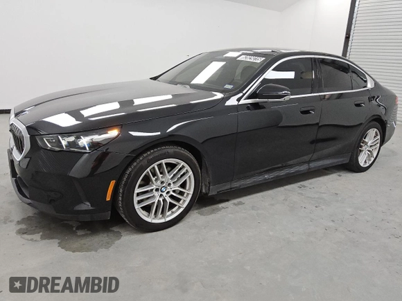 2024 BMW 5 Series 530i xDrive with VIN WBA53FJ03RCP96427, listed as a Copart auction lot 52829235 with 14,017 mi miles and Clean Title. Bid and sale history available at carsss.com. Image 1.
