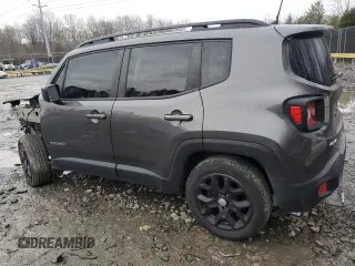 2018 Jeep Renegade Latitude z VIN ZACCJBBB7JPJ39426, wystawiony jako Copart lot #84618564 z przebiegiem Nie podano mil oraz Szkoda całkowita • Salvage title. Historia ofert i sprzedaży dostępna na DreamBid. Obrazek 2.