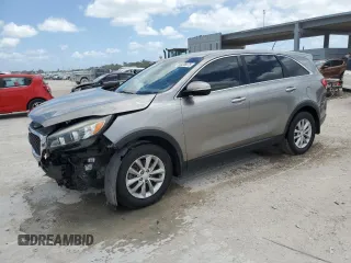 2018 Kia Sorento L z VIN 5XYPG4A31JG375868, wystawiony jako Copart lot #54476075 z przebiegiem 96 158 mil mil oraz Szkoda całkowita • Salvage title. Historia ofert i sprzedaży dostępna na DreamBid. Obrazek 1.