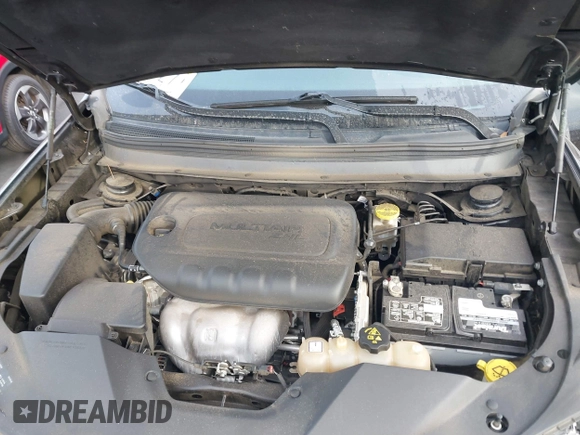 2019 Jeep Cherokee Latitude with VIN 1C4PJLCB2KD331698, listed as a IAAI auction lot 41175485 with 85,821 mi miles. Bid and sale history available at carsss.com. Image 10.