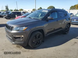 2019 Jeep Compass Altitude with VIN 3C4NJCBBXKT676691, listed as a Copart auction lot 48334295 with 62,156 mi miles and Salvage Title. Bid and sale history available at carsss.com. Image 1.