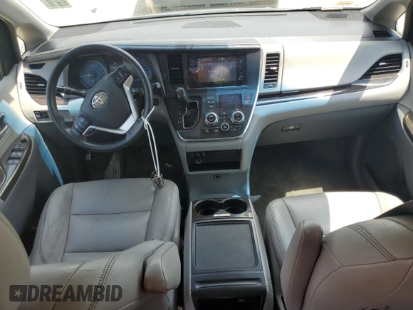 2015 Toyota Sienna XLE с VIN 5TDYK3DC7FS577620, выставлен на аукционе Copart как лот 65393635 с пробегом 179 998 миль миль и Чистый • Clean title. История ставок и продаж доступна на DreamBid. Изображение 8.