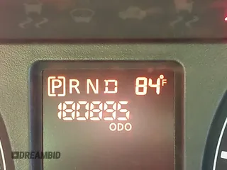 2013 Nissan NV SV с VIN 1N6AF0LY0DN108144, выставлен на аукционе IAAI как лот 42701590 с пробегом 180 895 миль миль и . История ставок и продаж доступна на DreamBid. Изображение 15.