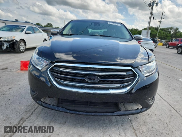 2017 Ford Taurus Limited with VIN 1FAHP2F83HG104370, listed as a Copart auction lot 61779915 with 105,849 mi miles and Clean title. Bid and sale history available at DreamBid. Image 5.