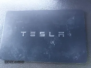 2025 Tesla Model 3 Long Range with VIN 5YJ3E1EA4SF952168, listed as a IAAI auction lot 42281783 with 3,926 mi miles and . Bid and sale history available at DreamBid. Image 11.