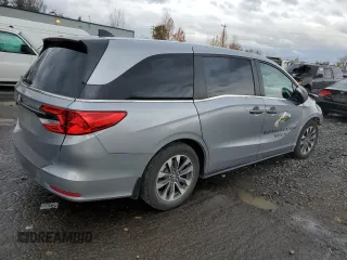 2023 Honda Odyssey EX-L with VIN 5FNRL6H67PB054708, listed as a Copart auction lot 82111554 with 37,248 mi miles and Salvage Title. Bid and sale history available at carsss.com. Image 3.