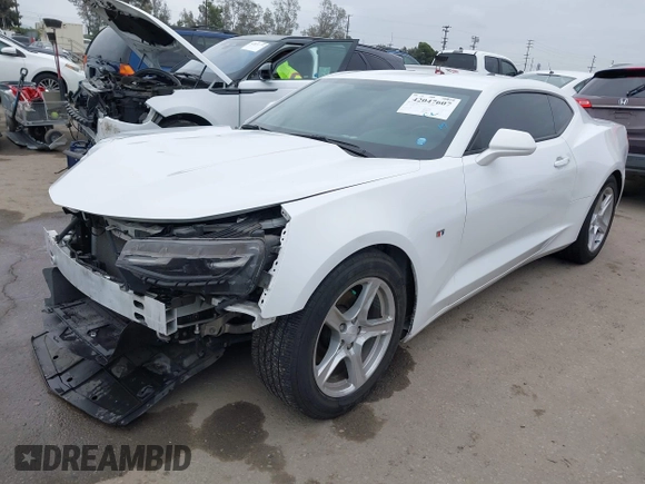 2020 Chevrolet Camaro 1LT with VIN 1G1FB1RX3L0149462, listed as a IAAI auction lot 42047607 with 68,278 mi miles. Bid and sale history available at carsss.com. Image 2.