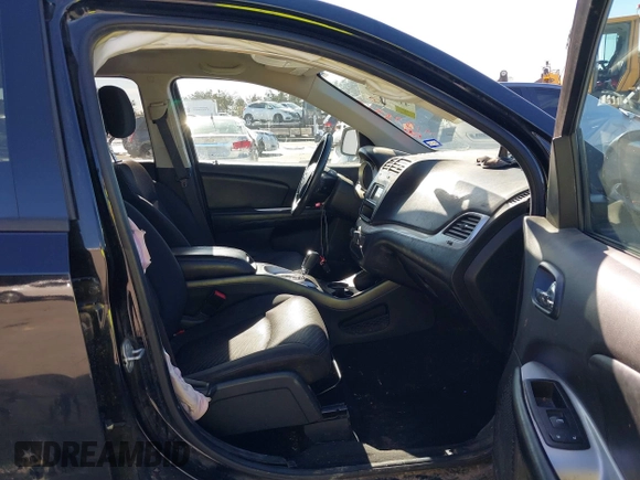 2018 Dodge Journey SE with VIN 3C4PDCAB8JT249378, listed as a IAAI auction lot 41375325 with 158,206 mi miles and . Bid and sale history available at DreamBid. Image 5.