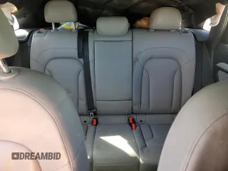 2017 Audi Q3 Premium z VIN WA1BCCFS0HR016968, wystawiony jako Copart lot #79358604 z przebiegiem Nie podano mil oraz Szkody całkowita. Historia ofert i sprzedaży dostępna na DreamBid. Obrazek 10.