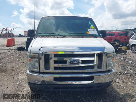 2011 Ford Econoline Cargo Commercial z VIN 1FTNE2EW4BDB15566, wystawiony jako IAAI lot #42344830 z przebiegiem 165 580 mil mil oraz . Historia ofert i sprzedaży dostępna na DreamBid. Obrazek 12.