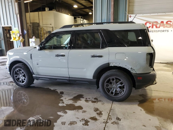 2021 Ford Bronco Sport Big Bend z VIN 3FMCR9B68MRB03127, wystawiony jako Copart lot #56882625 z przebiegiem 28 097 mil mil oraz Szkoda całkowita • Salvage title. Historia ofert i sprzedaży dostępna na DreamBid. Obrazek 2.