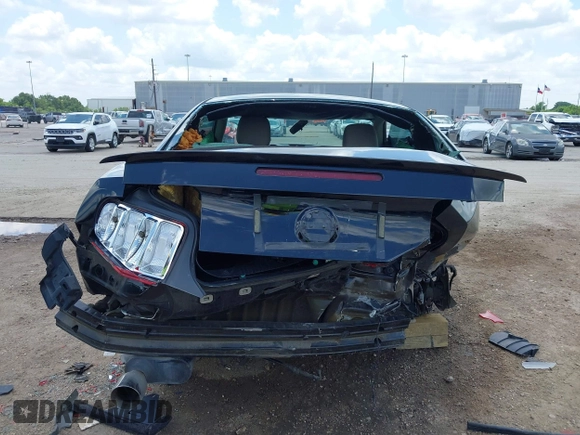 2010 Ford Mustang V6 с VIN 1ZVBP8ANXA5176164, выставлен на аукционе IAAI как лот 42217134 с пробегом 135 993 миль миль и . История ставок и продаж доступна на DreamBid. Изображение 17.