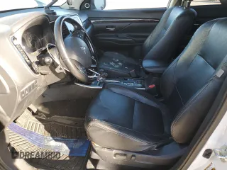 2017 Mitsubishi Outlander GT z VIN JA4JZ4AXXHZ025759, wystawiony jako Copart lot #89132095 z przebiegiem 149 721 mil mil oraz Czysty tytuł • Clean title. Historia ofert i sprzedaży dostępna na DreamBid. Obrazek 7.