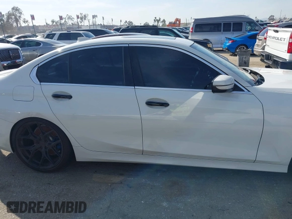 2019 BMW 3 Series 330i with VIN WBA5R1C59KAJ99746, listed as a IAAI auction lot 41566192 with 55,090 mi miles and . Bid and sale history available at DreamBid. Image 12.