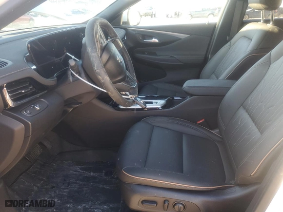2024 Buick Envista Avenir with VIN KL47LCE29RB221822, listed as a Copart auction lot 88112185 with 1,641 mi miles and Salvage Title. Bid and sale history available at carsss.com. Image 7.
