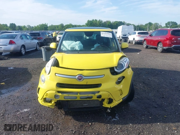 2014 FIAT 500L Trekking z VIN ZFBCFADH4EZ013485, wystawiony jako IAAI lot #42104043 z przebiegiem 157 744 mil mil oraz . Historia ofert i sprzedaży dostępna na DreamBid. Obrazek 12.